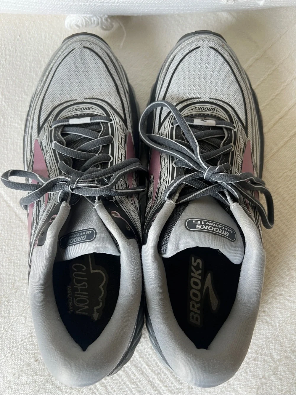 Brooks lightweight design